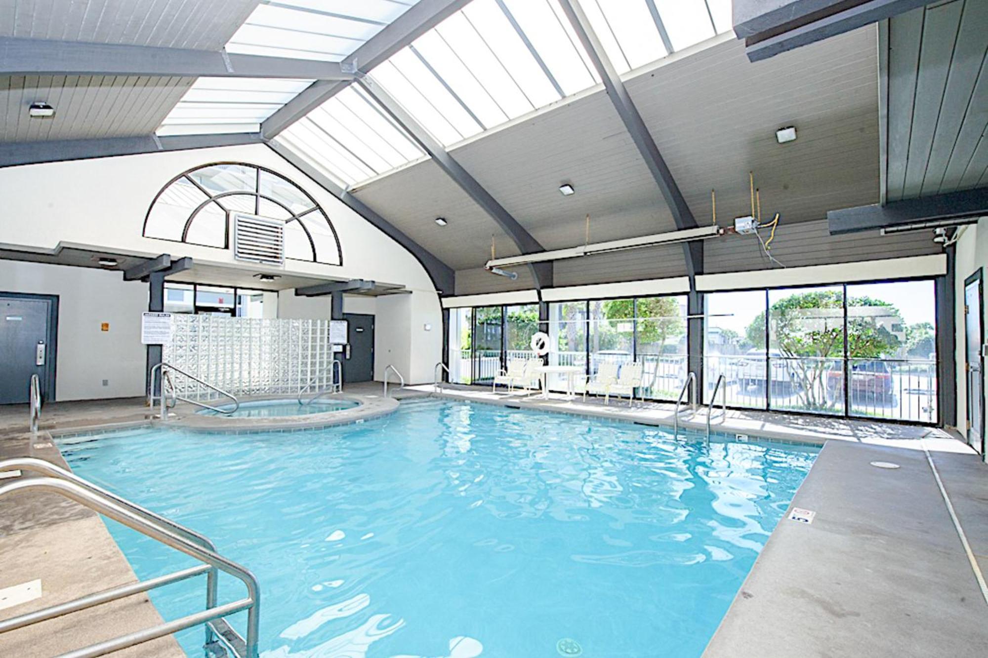 Pelican Pointe By Meyer Vacation Rentals Orange Beach Room photo