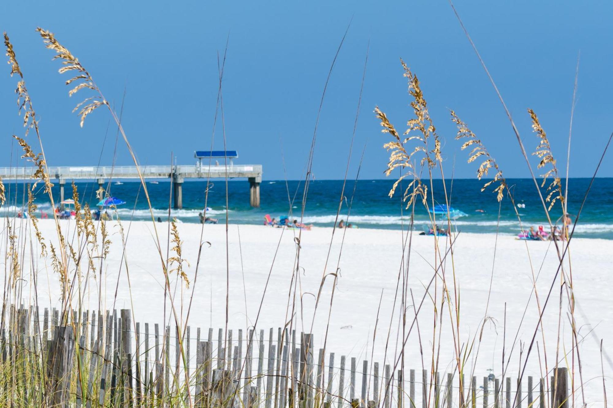 Pelican Pointe By Meyer Vacation Rentals Orange Beach Room photo