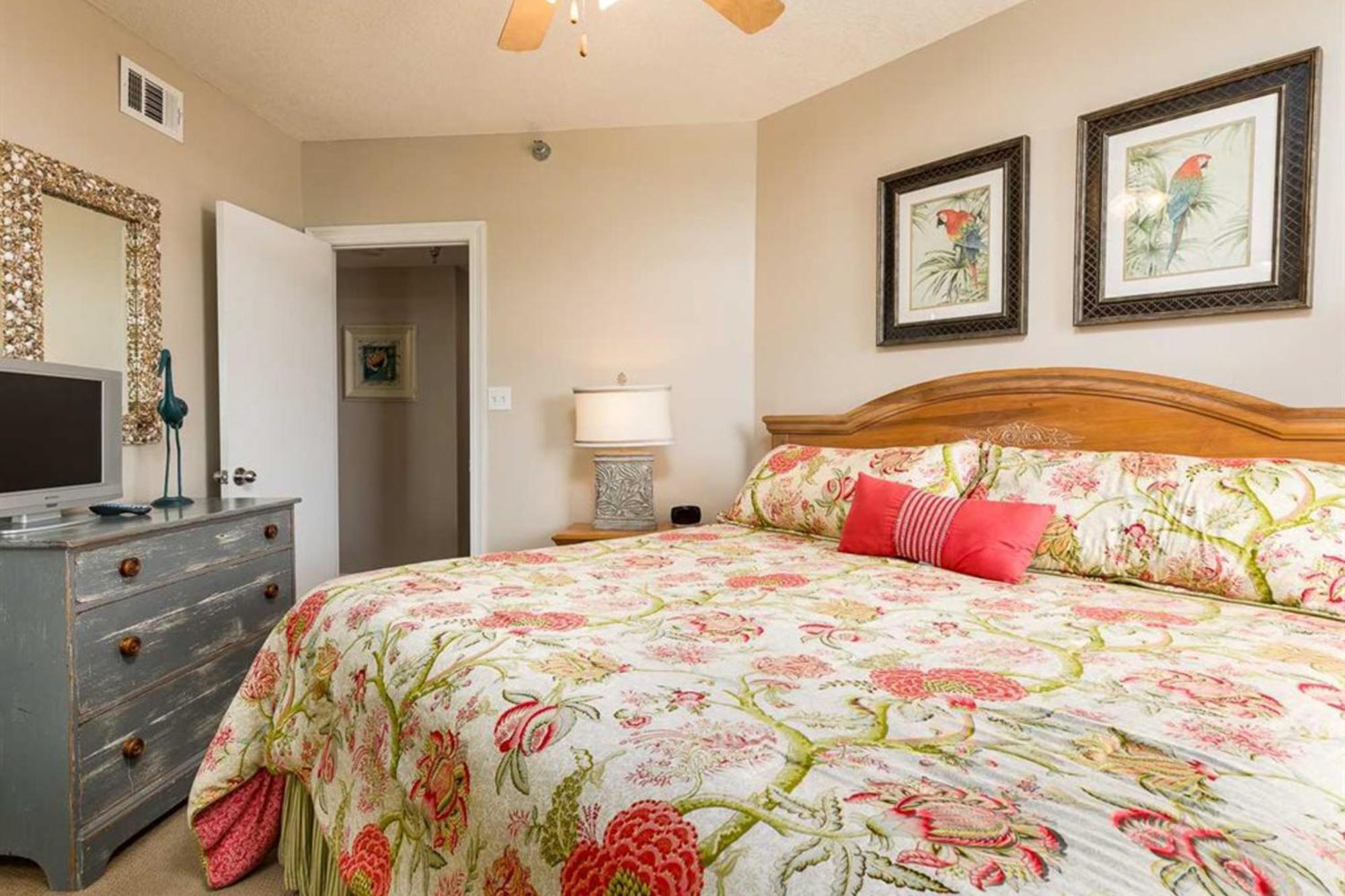 Pelican Pointe By Meyer Vacation Rentals Orange Beach Room photo