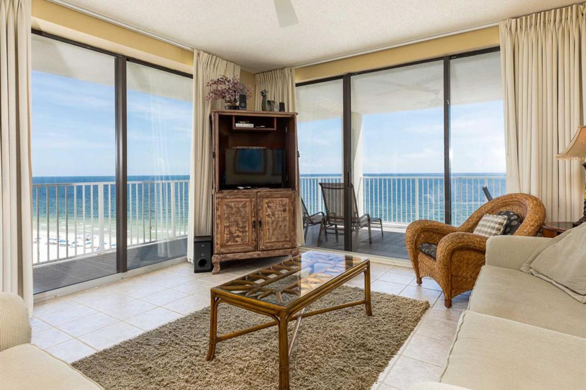 Pelican Pointe By Meyer Vacation Rentals Orange Beach Room photo