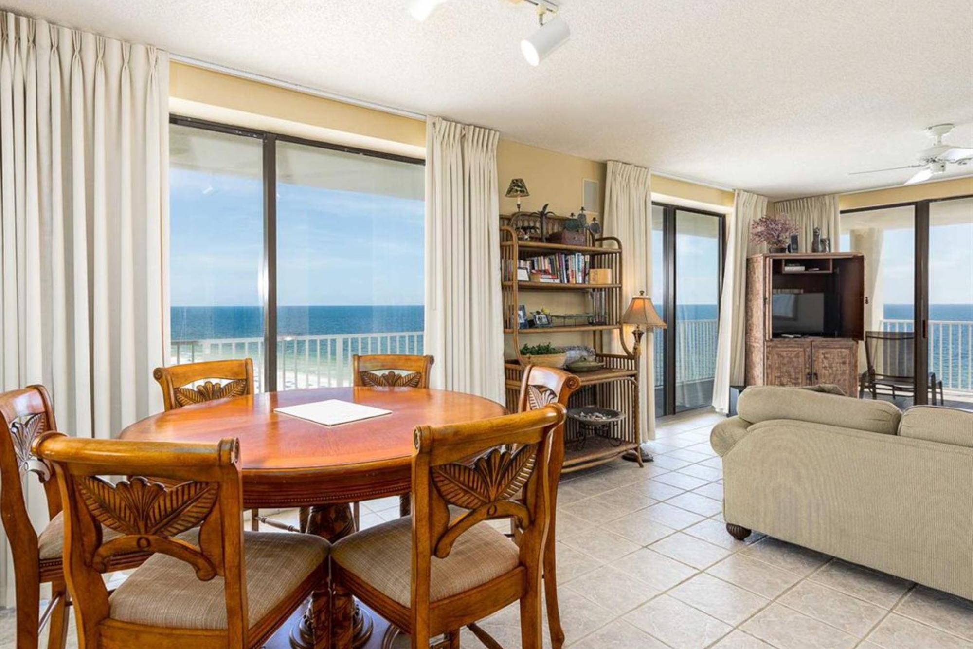 Pelican Pointe By Meyer Vacation Rentals Orange Beach Room photo