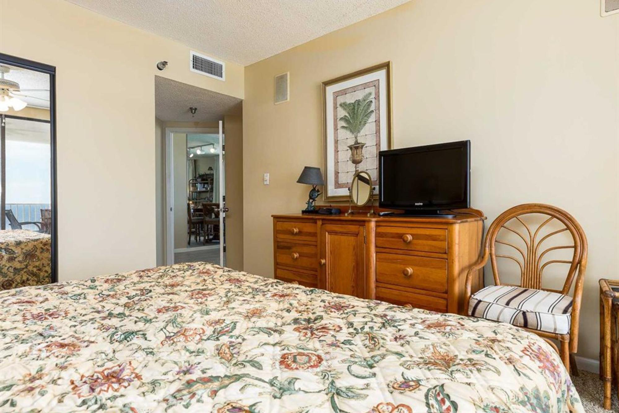Pelican Pointe By Meyer Vacation Rentals Orange Beach Room photo