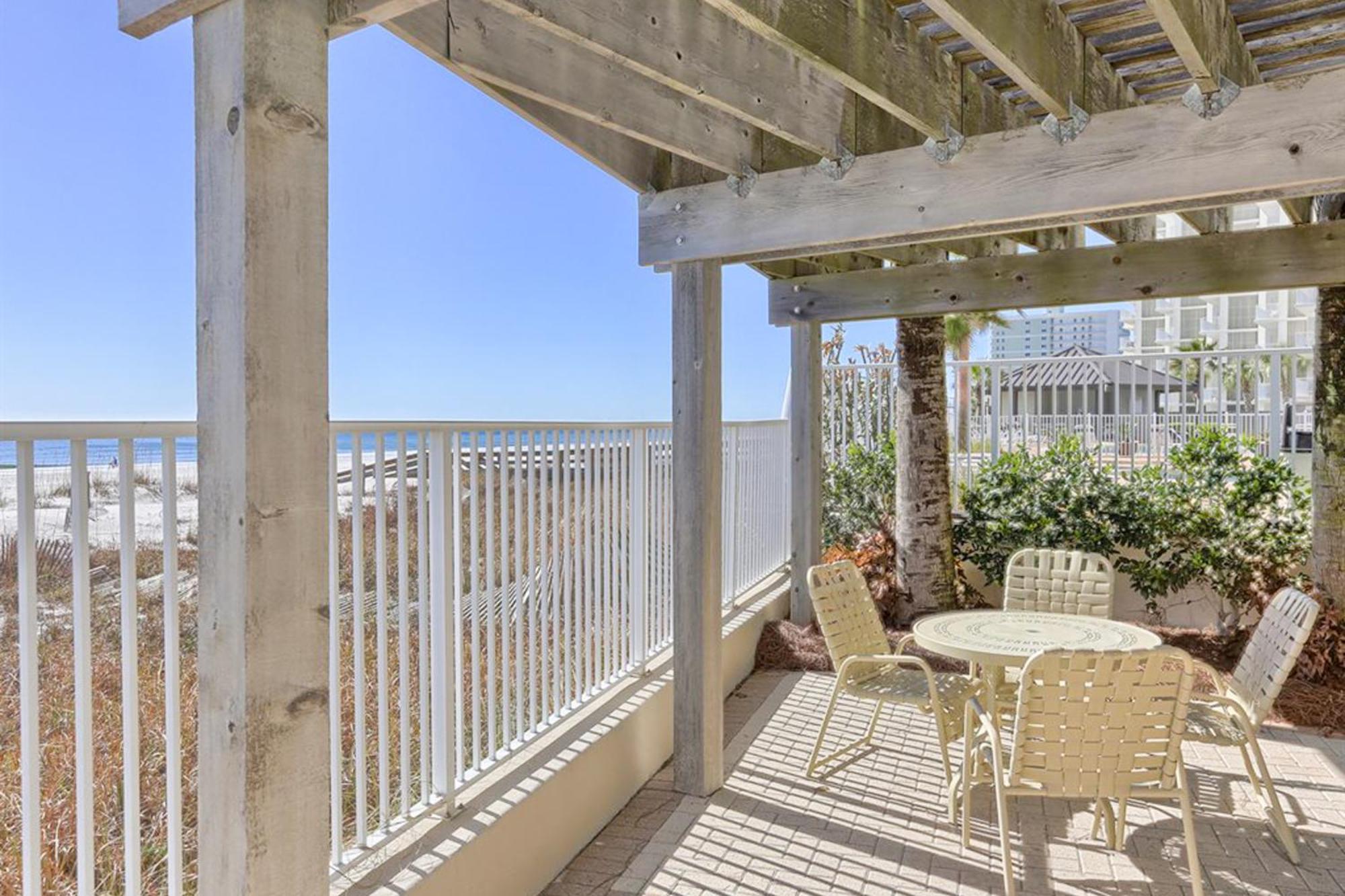 Pelican Pointe By Meyer Vacation Rentals Orange Beach Room photo