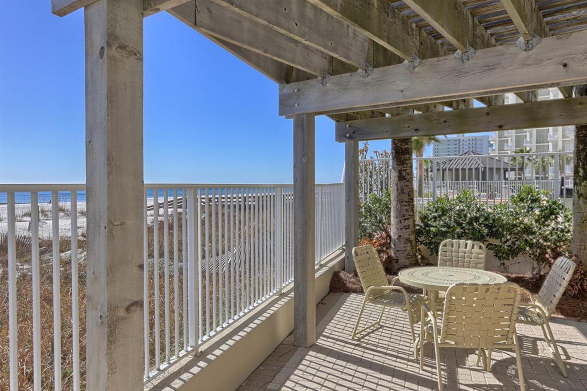 Pelican Pointe By Meyer Vacation Rentals Orange Beach Room photo